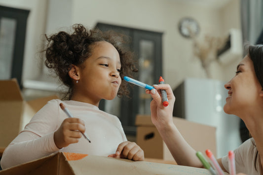 Éveil Créatif : La Clé pour Nourrir l'Imagination et l'Autonomie des Enfants