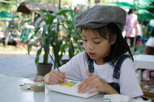 La créativité chez l'enfant : comment encourager et nourrir l'imagination de votre petit artiste