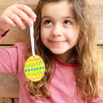 Boîte cadeau à fabriquer soi-même pour la décoration de Pâques