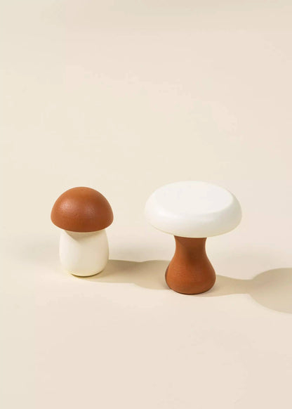 Set de jeu en bois avec champignons